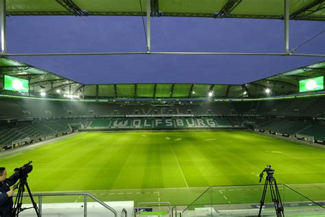 Werder Bremen Stadium - Tour of the Weser Stadium incl. club museum | Bremen Tours - nandinha-artes