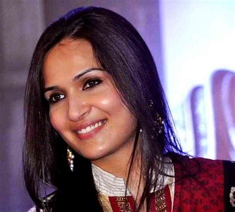 Soundarya Rajinikanth Affairs, Height, Age, Net Worth, Bio and More ...