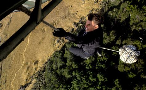 Mission Impossible Fallout Stunts: Did Tom Cruise Fly the Helicopter? - Thrillist