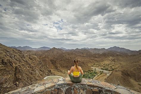 Wadi Shawka Hike In UAE: Trail From Shawka Dam To Pools