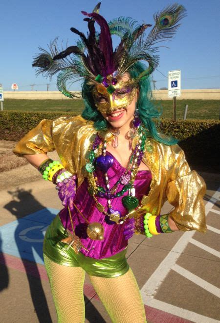 mardi gras party outfit ideas - Stepanie Minnick