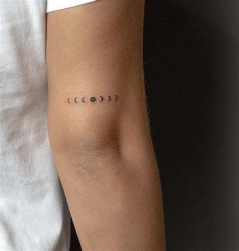 25+ Minimalist Tattoo Ideas for Men & Women | Fashionterest