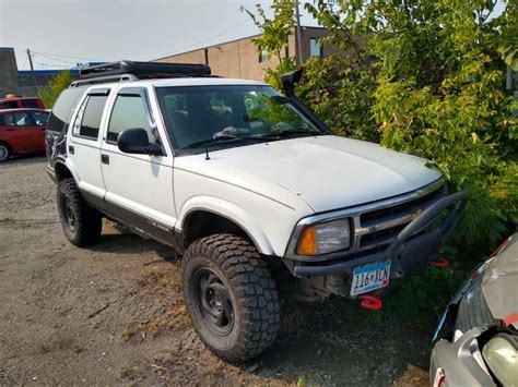 1996 CHEVROLET Blazer - Cedar Towing & Auction