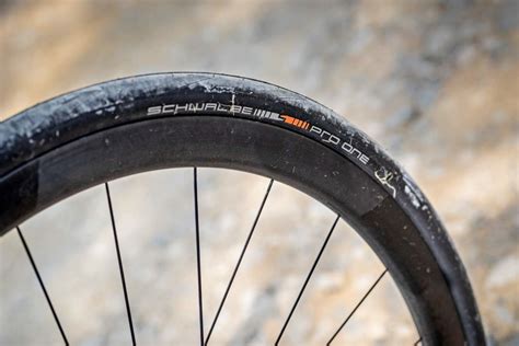 New Schwalbe Pro One delivers road souplesse & world’s lightest ...