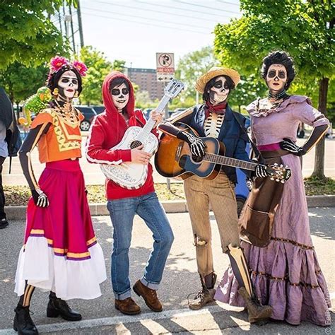 DIY Coco Frida Kahlo Costume | Best group halloween costumes, Family ...