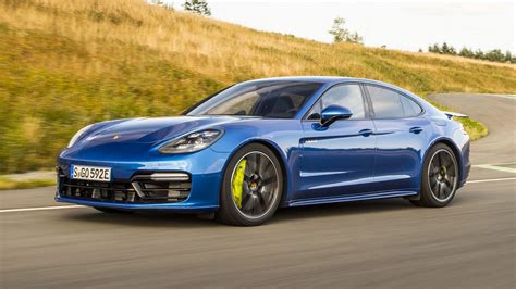 PORSCHE Panamera TurboS E.Hybrid | What's Goin On Qatar