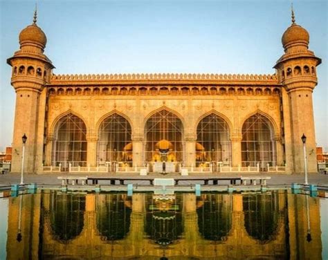 Mecca masjid hyderabad | Mecca masjid, Beautiful mosques, Tourist attraction