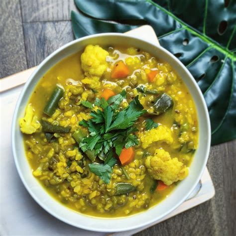 Ayurvedic Kitchari: Easy to make, easy to digest! - Health & Bloom ...