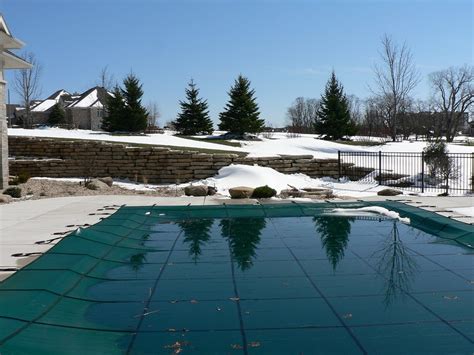 Are Mesh In-ground Winter Pool Covers or Solid Vinyl Winter Pool Covers ...