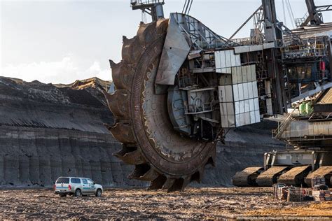 Bagger 293 is the Biggest Excavator - DoonTech | Bagger 288, Bagger ...