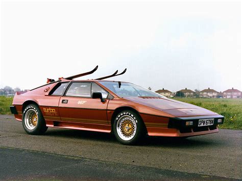 VIN: the For Your Eyes Only Lotus Esprit Turbo chassis 10930 — Supercar ...