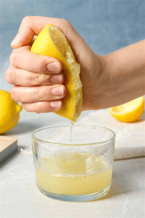 Does Lemon Juice Go Bad? How Long Does It Last?