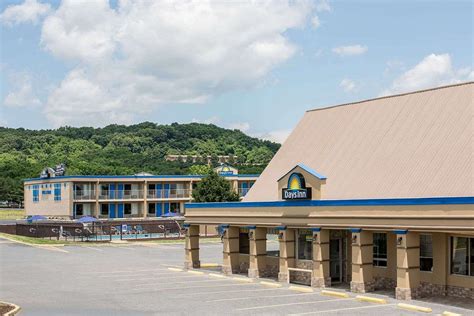 DAYS INN BY WYNDHAM STAUNTON $55 ($̶6̶9̶) - Updated 2021 Prices & Motel Reviews - VA - Tripadvisor