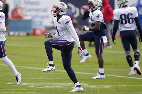 DeVante Parker injury update: Latest on Patriots WR for Week 9 Fantasy ...