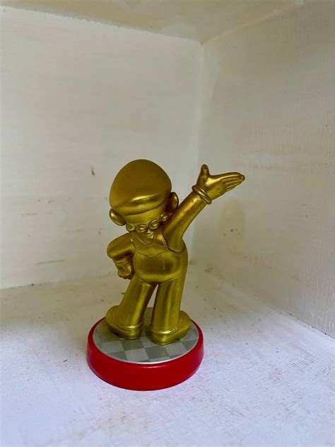 Gold Super Mario Amiibo, Hobbies & Toys, Toys & Games on Carousell