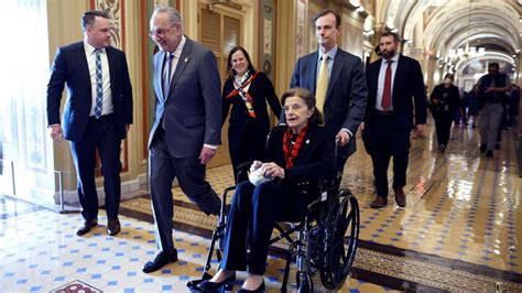 Sen. Dianne Feinstein makes long-awaited return to Capitol - ABC News