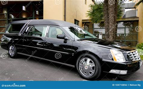 Shot of a Hearse for Funeral Service Editorial Photo - Image of grieve ...