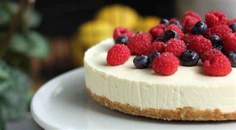 Lemon Berry No-Bake Cheesecake | Butter Baking