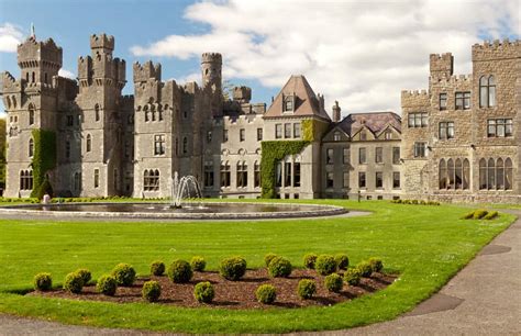 33 Best Irish Castles and Manor Houses (Photos A to Z)