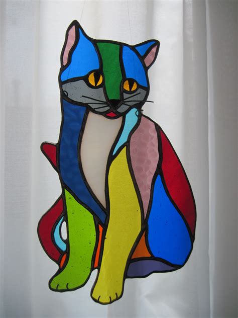 Scrap glass calico cat | Cat stain, Stained glass diy, Glass art ...