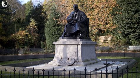 Statue of Lord Kelvin [thermodynamics] In Kelvingrove Park | Statue ...