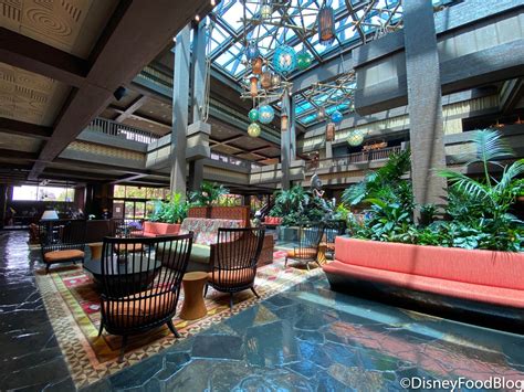 What Do Disney World’s Monorail Resorts Look Like Right Now? - Disney ...