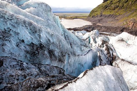 Best Iceland Glacier Hikes: Helpful Tips, Photos & Tour Options – Earth Trekkers