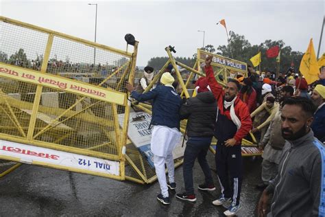 Delhi Chalo march: Cops use tear-gas, water cannons as farmers push through Haryana | 10 points