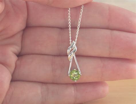 925 Peridot Pendant & 18 " Sterling Silver Chain/Peridot Necklace/Peridot Jewelry/Peridot ...