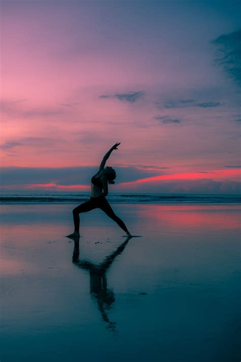 Sunrise Beach Yoga Shoot - Transier Photography