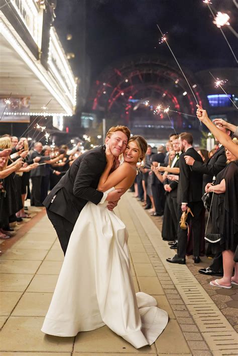 Timeless Indiana Roof Ballroom Wedding | A Classic Party Rental