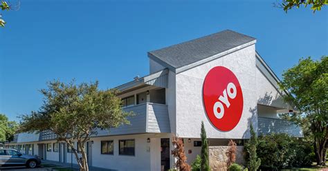 Free OYO Hotels Stays for Healthcare Workers - Free Samples