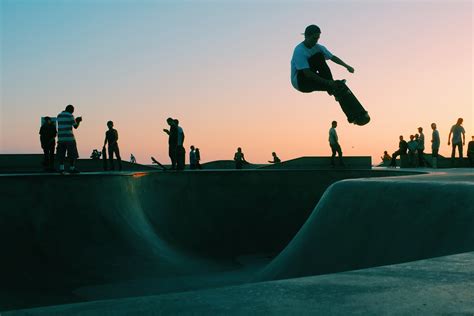 3548x2367 skate, PNG images, man, skateboard, venice skate park, sunset, beach, skateboarder ...