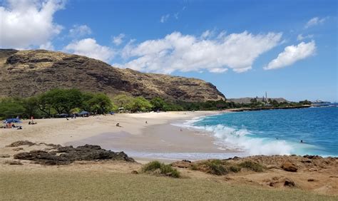 Nānākuli Beach Park 🏖️ Nanakuli, O'ahu island, United States - detailed ...