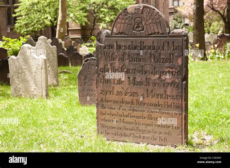 Trinity Church Cemetery, NYC Stock Photo - Alamy