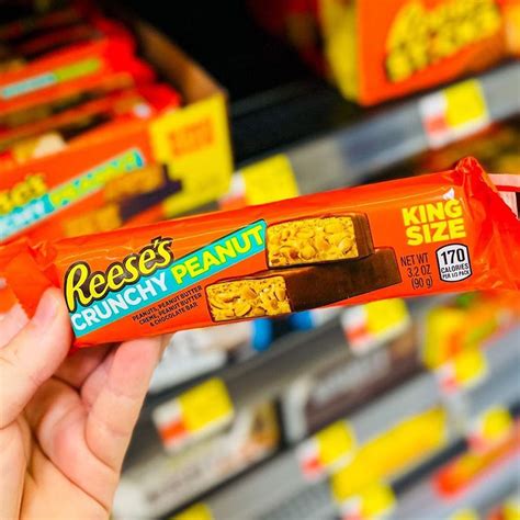 The New Reese’s Crunchy Peanut Bar Is Stuffed With Peanut Butter AND ...