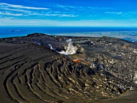 Ultimate Guide to Iceland’s Volcanoes - History, Tours, and More ...