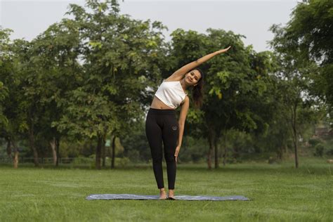 Ardha Kati Chakrasana (Standing Side Bend Pose) - PixaHive