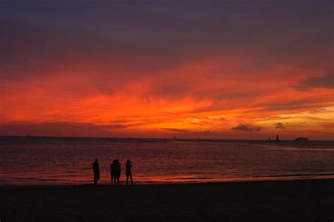 Hawaii Waikiki sunset | After finally getting to our hotel, … | Flickr