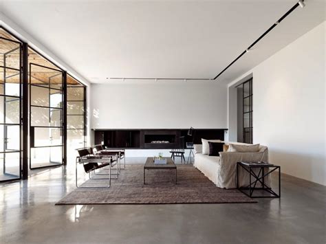 Minimalismo y espacios contemporáneos en una vivienda de origen ...