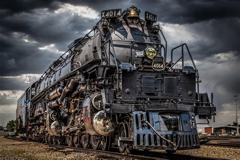 UP: World's Largest Steam Locomotive 'Big Boy No. 4014' Returns to the Tracks to Celebrate 160 ...