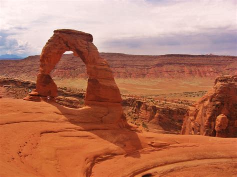 File:Delicate Arch, Arches National Park Utah.jpg