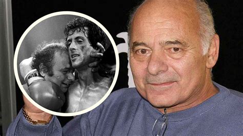 A los 83 años murió Burt Young, el actor que dio vida a Paulie en la ...