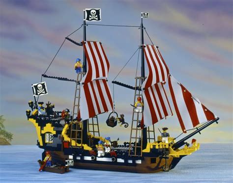 Why LEGO Pirates 6285 Black Seas Barracuda is a classic