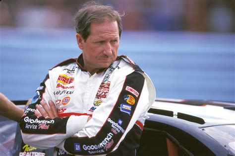 Dale Earnhardt Climbed Out of an Ambulance To Finish NASCAR’s Daytona 500