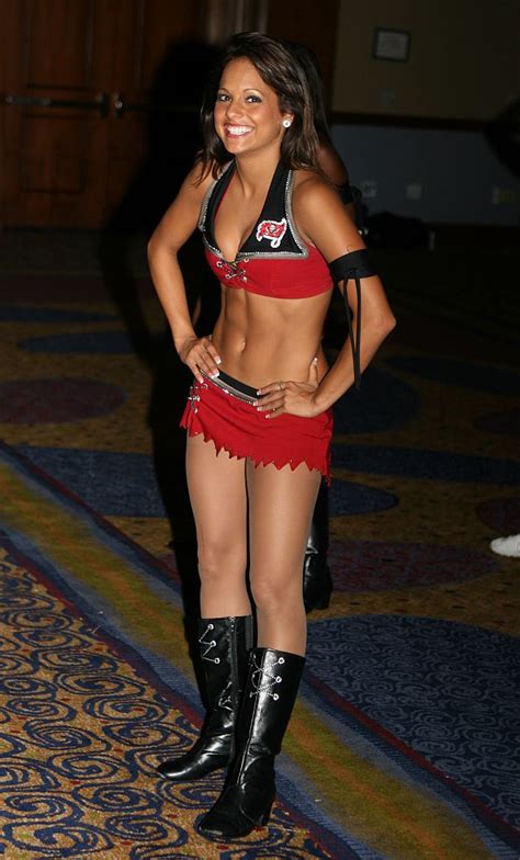 P-R-O: The Tampa Bay Buccaneers Cheerleaders – Ultimate Cheerleaders