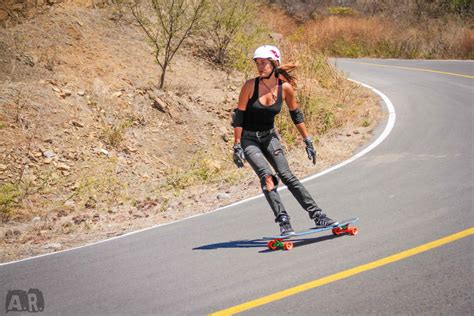 #longboarding Skateboarding Girl, Skate Fashion, Long Boarding, Board Sports, Skate Style ...