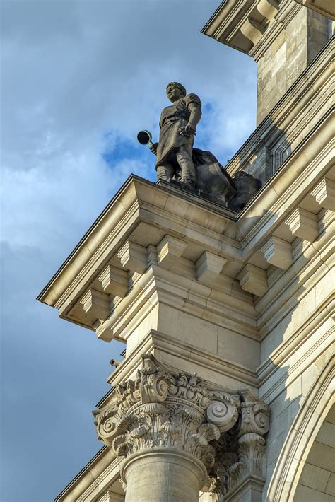 Reichstag building details « TravelJapanBlog.com