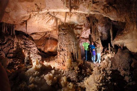 Sonora Chamber of Commerce | Sonora, Texas | Nature Tourism | Caverns of Sonora