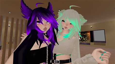 VRChat: Luna - Avatar 3.0 - Quest and PhysicBones - FREE